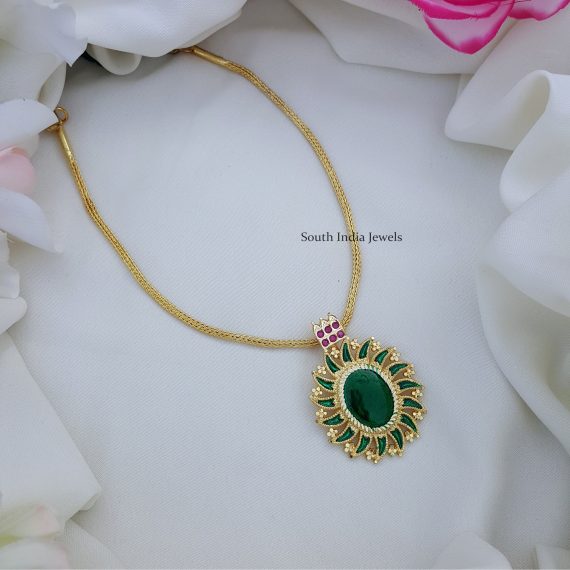 Stunning Green Enamel Necklace (