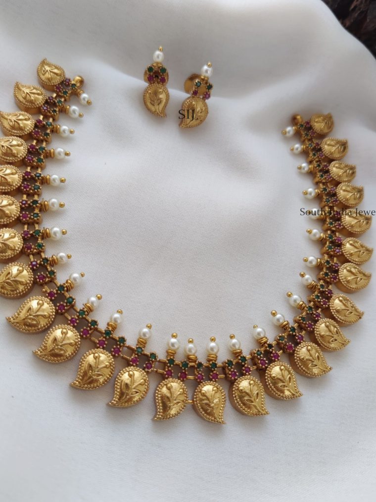 Stunning Mango Design Necklace