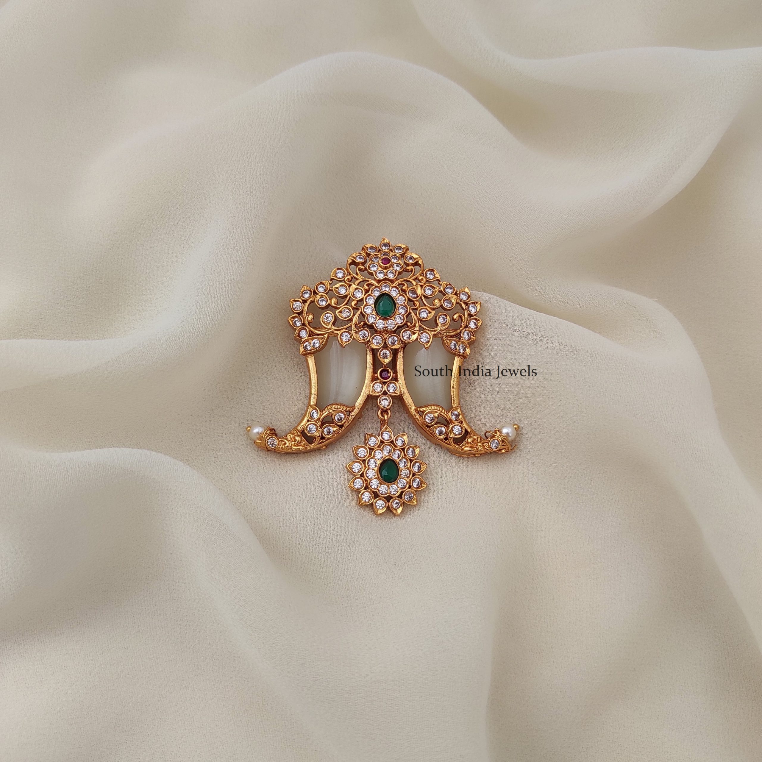 Tiger Nail pendant designs - Indian Jewellery Designs