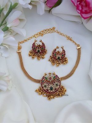 Trendy Half Moon Pendent Necklace