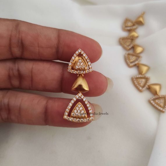 Unique Triangle Style Necklace (2)