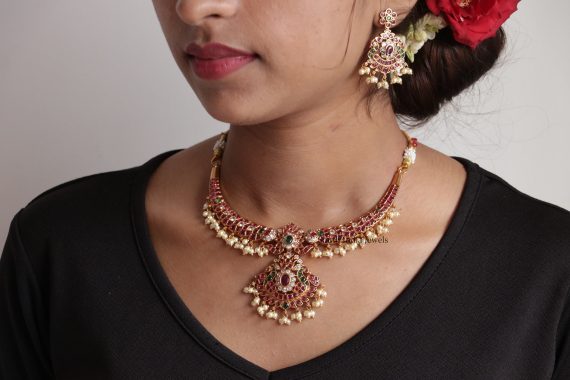 Gorgeous Rohsni Necklace Set