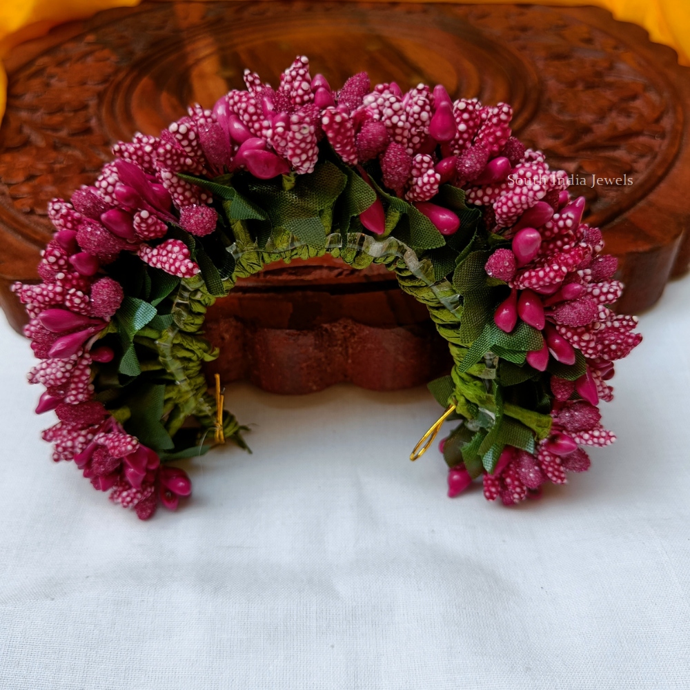 Tips for flowers as hair accessories - Update — Daniela M. Weise