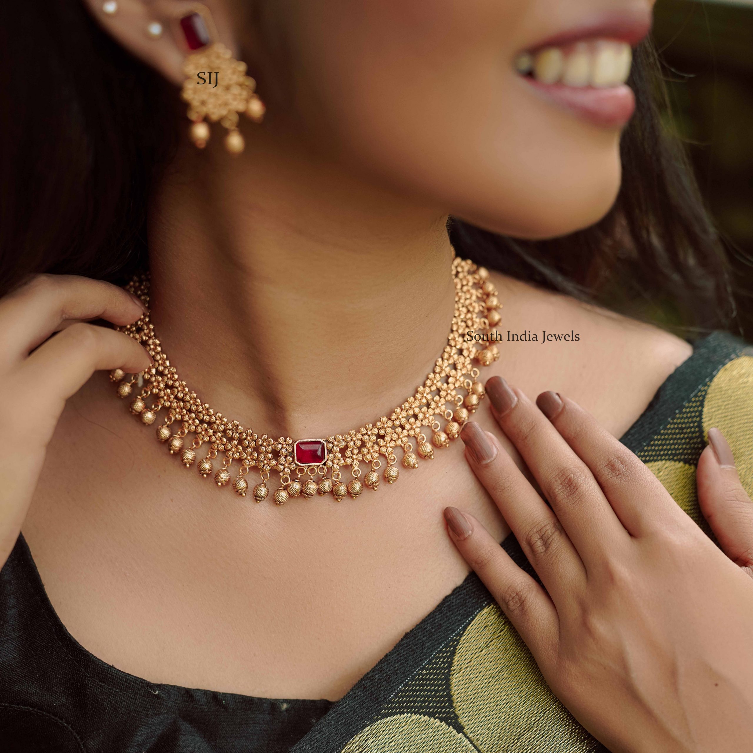 Uncut ruby necklace with earrings - Aaparnam - 407924