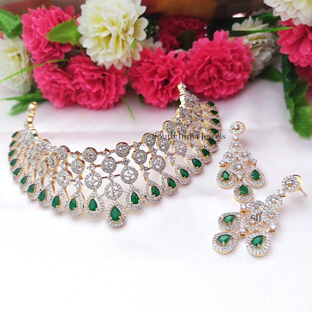 Imitation AD White and Emerald Stones Choker