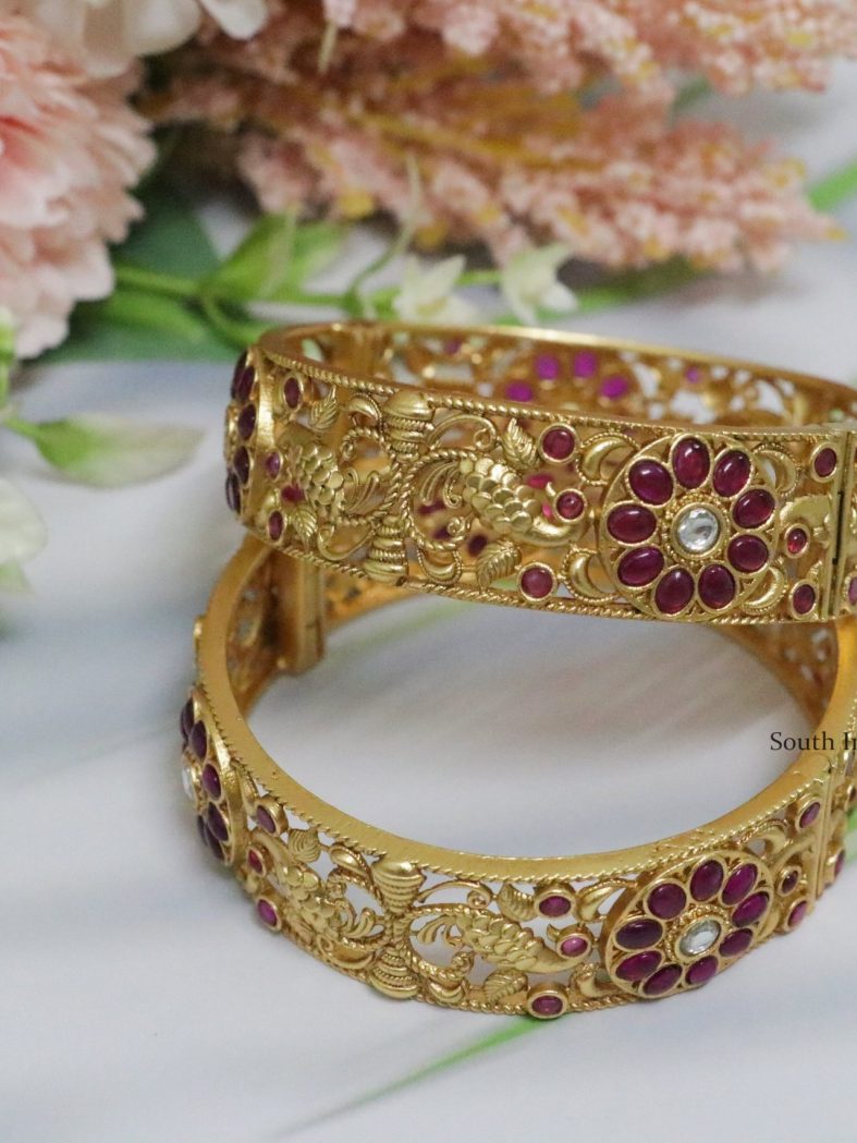 Marvelous Gulmohini Bangles