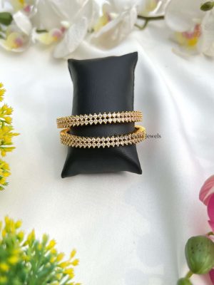 Pretty Stones Kids Bangles