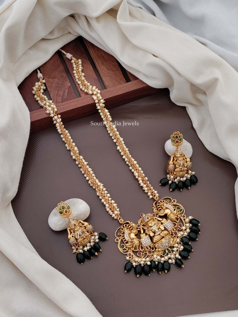 Rich Gajalakshmi Pendant with Chain