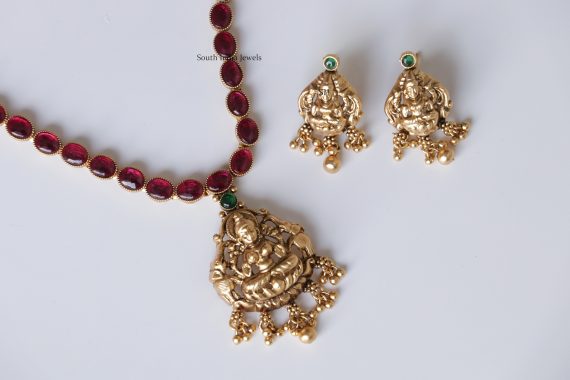 Style Padamalaxmi Necklace Set