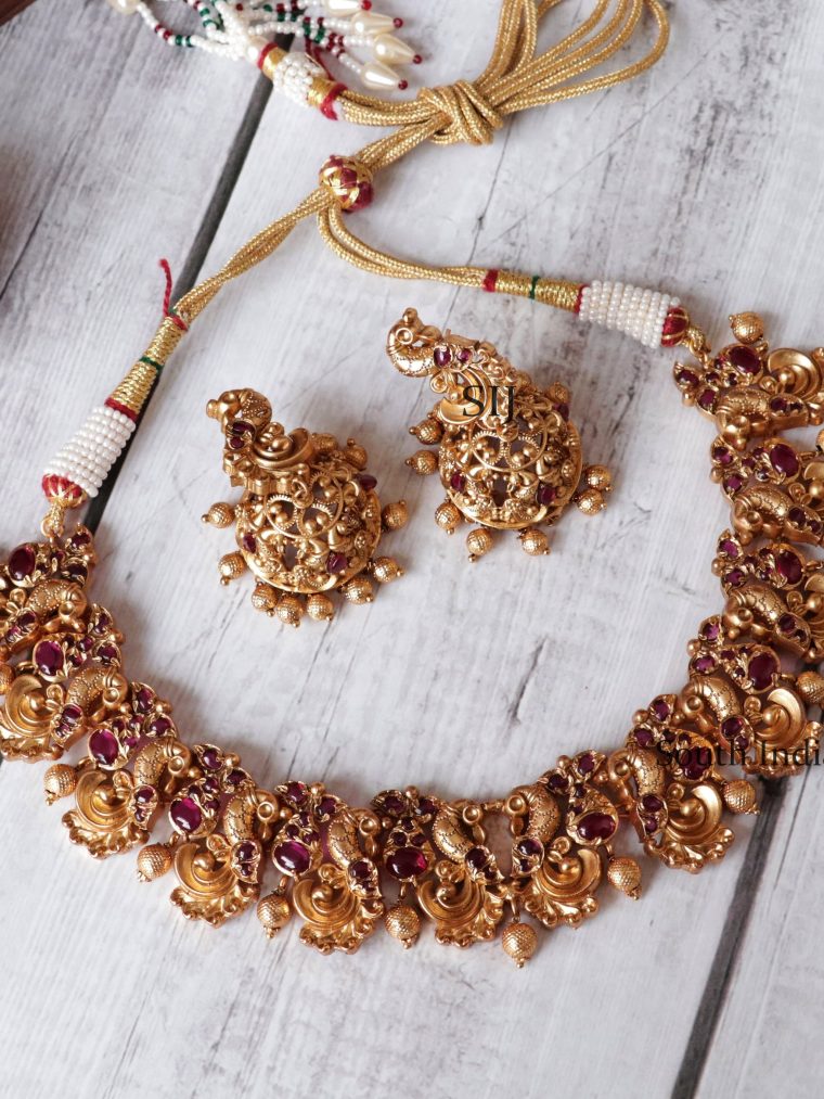Trendy Rajshri Necklace Set