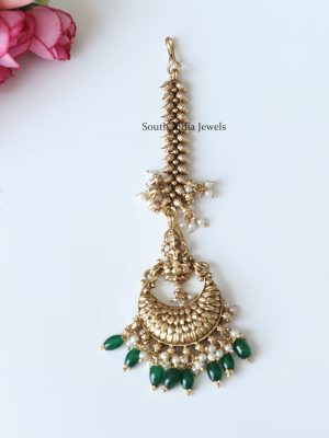 Beautiful Isvari Maang Tikka