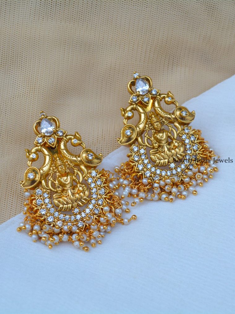 Classic Peacock Pearl Earrings