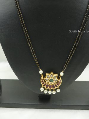 Elegant Kemp Pendant Mangalsutra