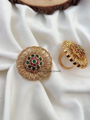 Floral Design Finger Ring