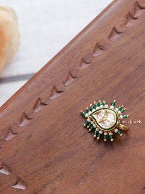 Unique Chavvi Nose Pin