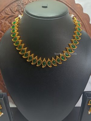 Awesome Mango Design Necklace