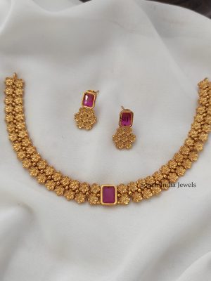 Beautiful Floral Necklace (3)