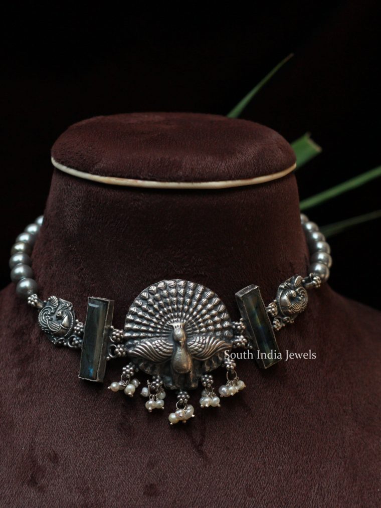 Classic Peacock Design Choker