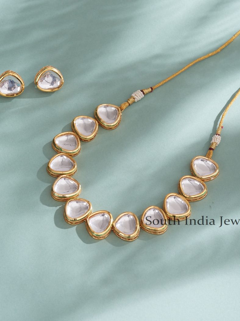 Elegant Kundan Polki Choker.