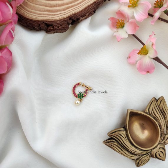 Floral AD Stones Nose Pin