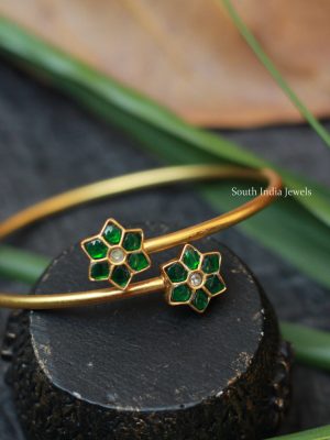 Gorgeous Green Floral Bangle