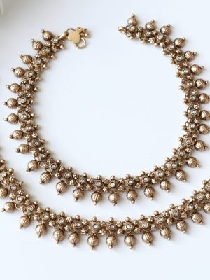 Pretty Aaria Anklets