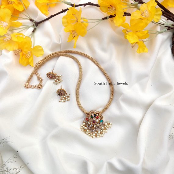 Style Navarathna Pendant With Chain