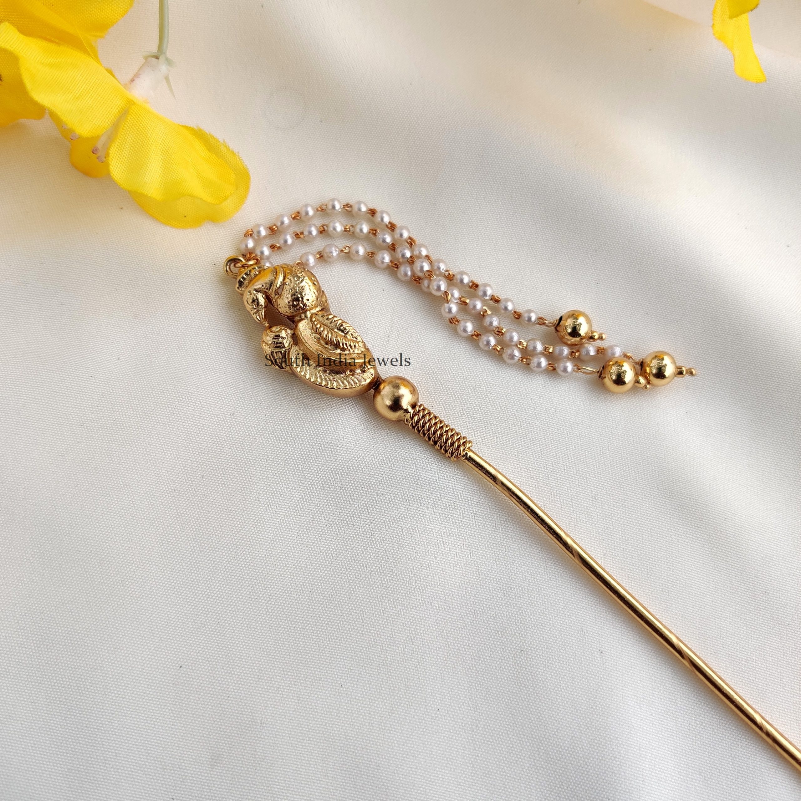 Trendy Design Hair Pin-Trendy Design Hair Pin.......