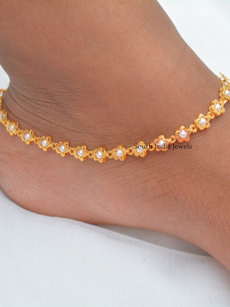 Trendy Pearl Design Anklets