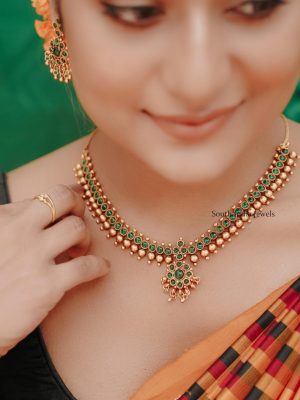 Beautiful Emerald Design Necklace