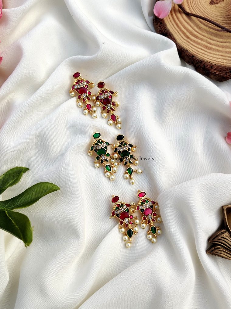 Fashionable kundan Jadau Earrings