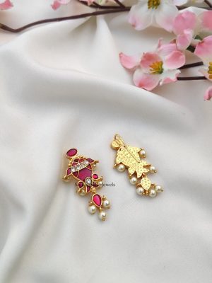 Fashionable kundan Jadau Earrings