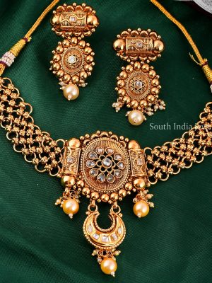 Amazing Big Pendant designed Gold plated Choker Necklace Set