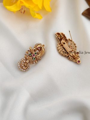 Elegant Peacock Design Saree Pin