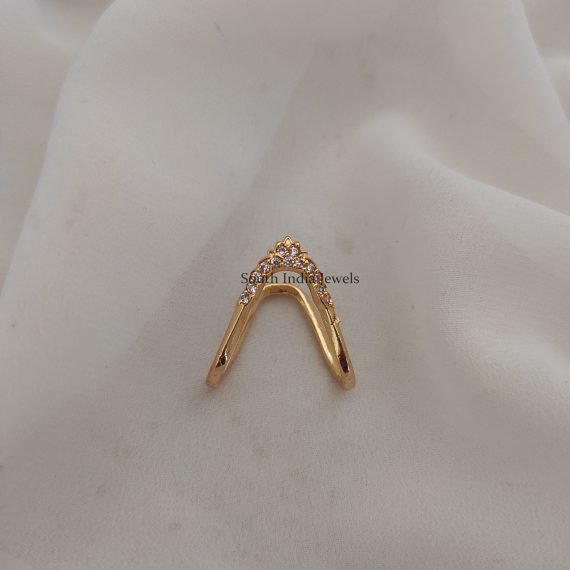 Elegant White Stone Finger Ring