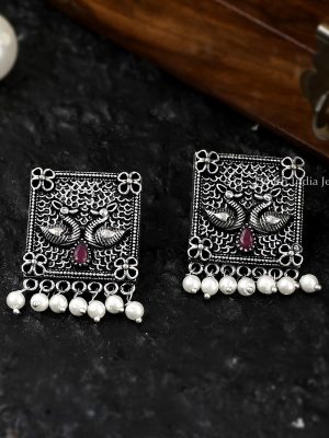 German Silver Peacock Ear Stunds 01