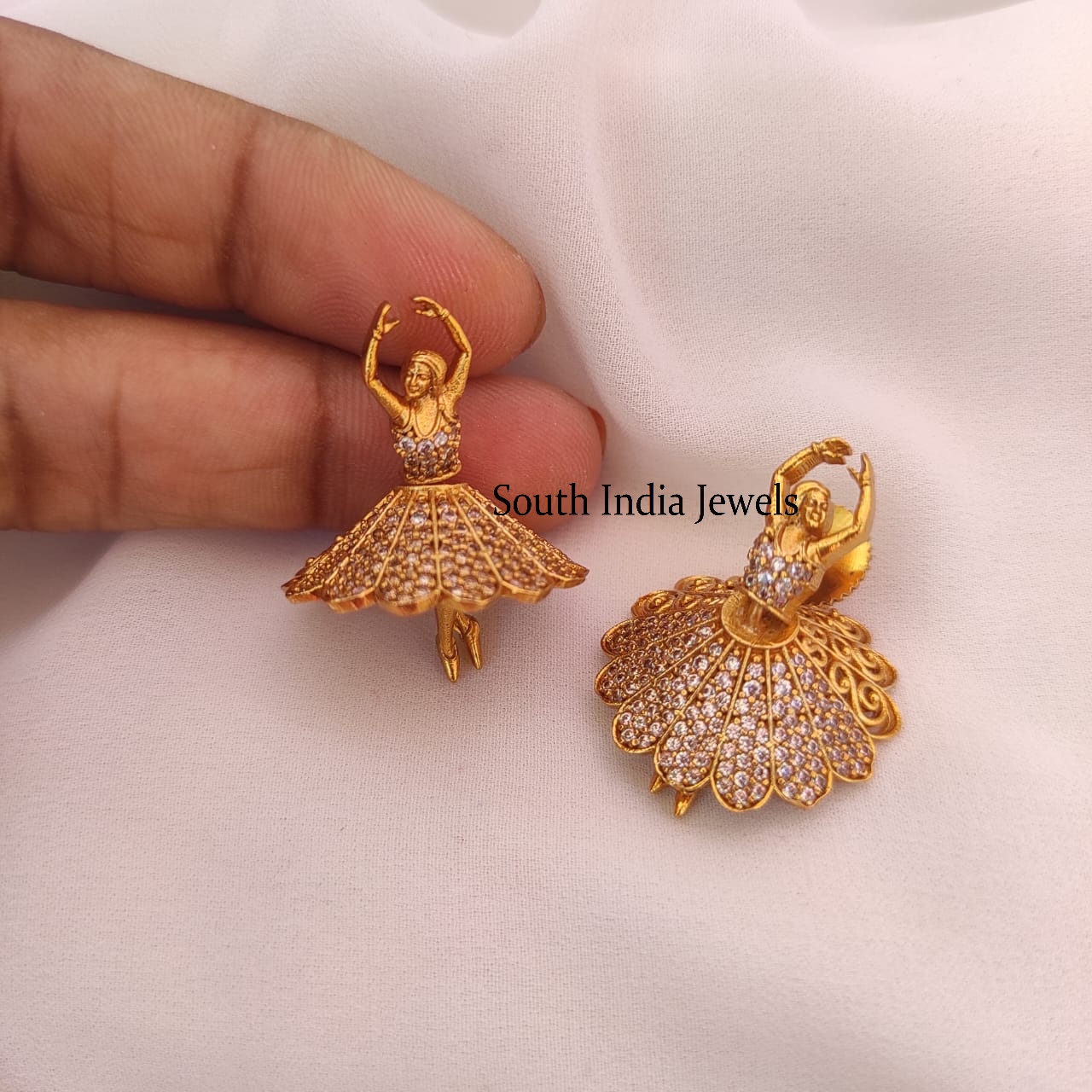 Traditional Earrings Online - Traditional Earrings Collections