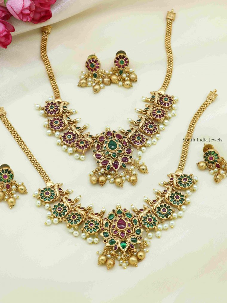 Amazing Samriddhi Choker Set