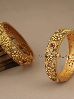 Charming Floral Motif Bangles