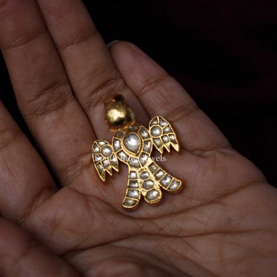 Wonderful Contemporary Ring in Iruthalaipakshi Motif