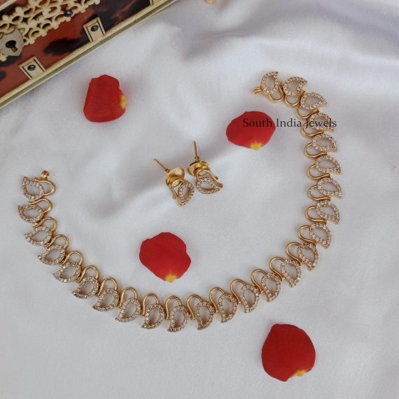 Lavish Gold and White Stone Mango Necklace