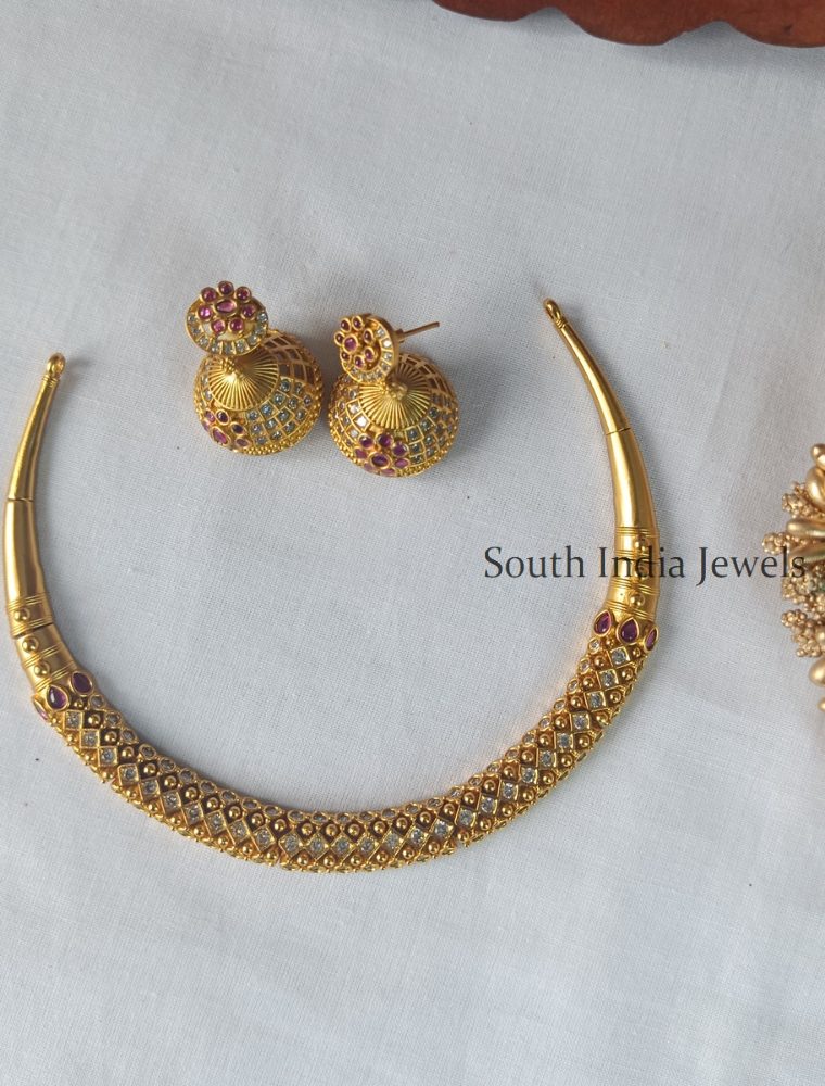 Rich And Elegant White Stone Necklace with Jumkas