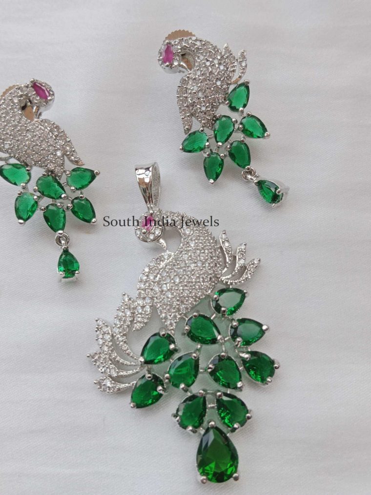 Elegant AD and Emerald Peacock Pendant Set