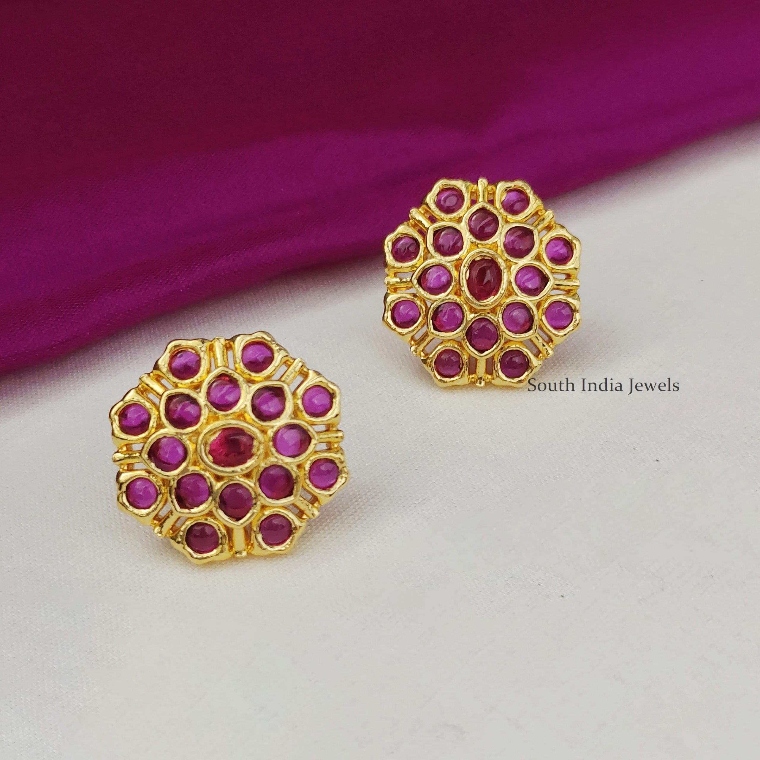 Buy Chand Gold Plated Kempu Jadau Pendant Necklace Set  Tarinika   Tarinika India