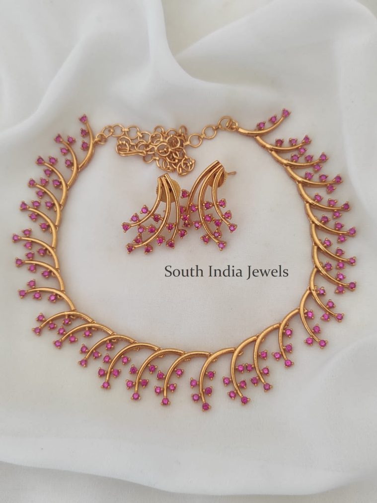 Pretty Mallu Style Red Necklace