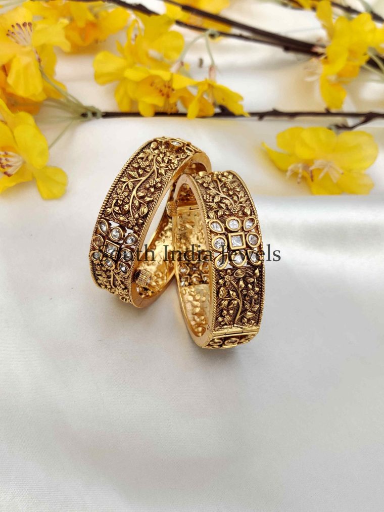 Charming Floral Crafted AD Stone Openable Bangle