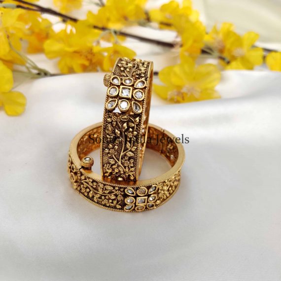 Charming Floral Crafted AD Stone Openable Bangle