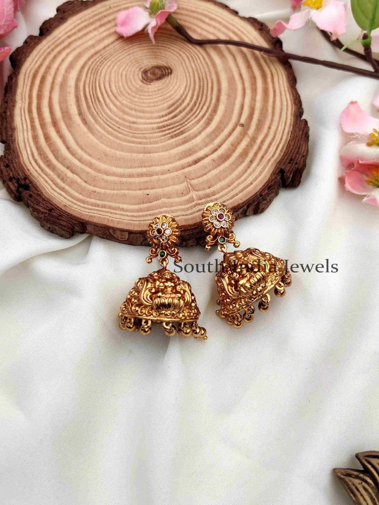 Dazzling Lakshmi Design Jhumka