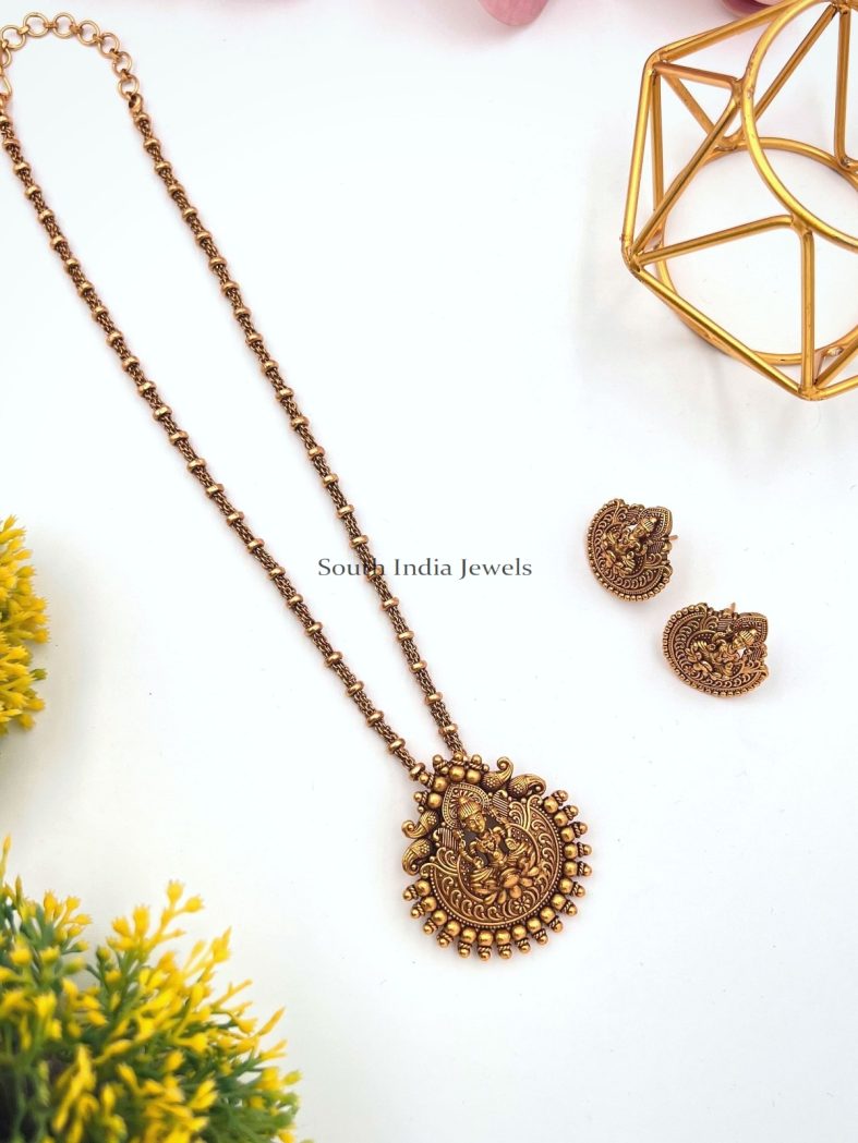 Lakshmi Pendant Chain Set