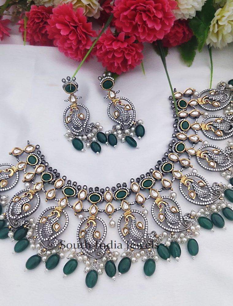 Stunning Black Polish Necklace Set